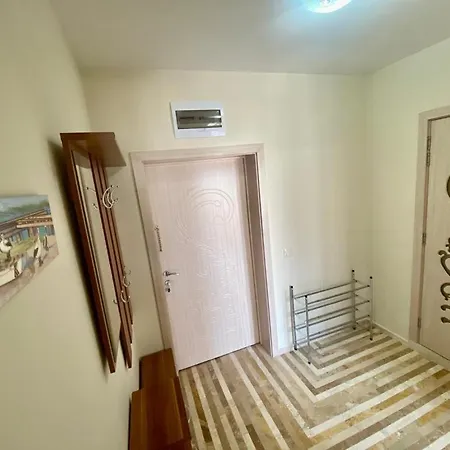 Diamond Garden 公寓 布尔加斯