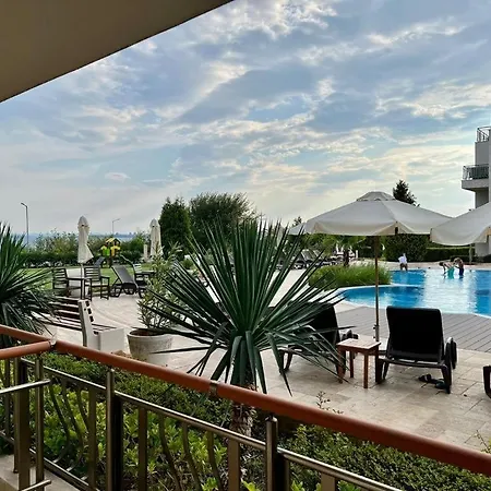 公寓 Diamond Garden 布尔加斯